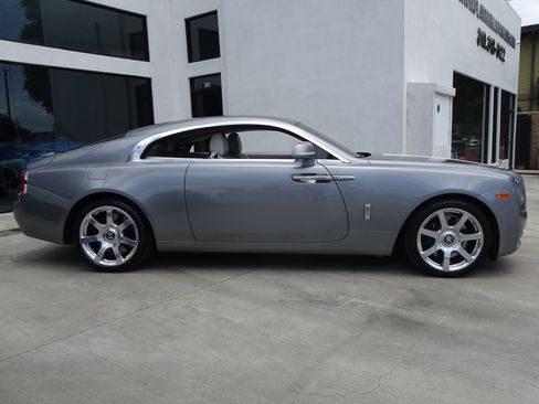 Used 2014 Rolls-Royce Wraith RWD image 7