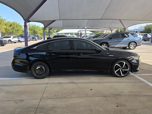 Used 2022 Honda Accord Sport image 6