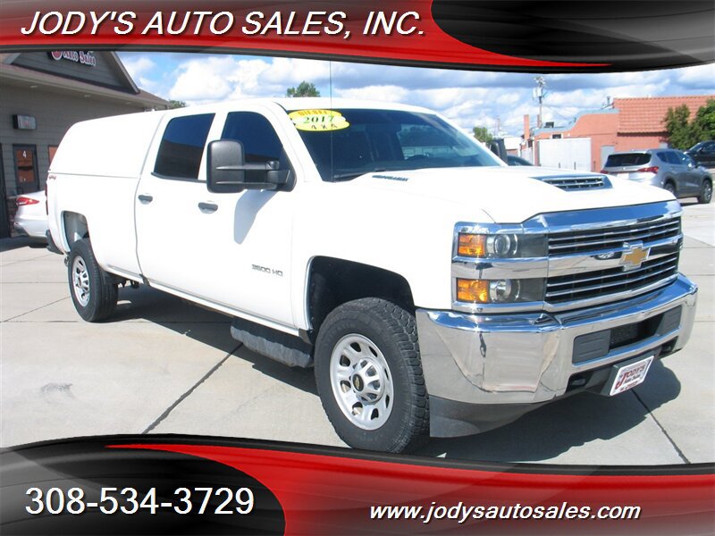 Used 2017 Chevrolet Silverado 3500 W/T AWD/4WD image 1