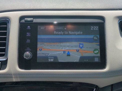 Used 2019 Honda HR-V Touring image 21