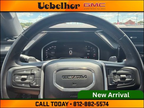 Used 2023 GMC Sierra 1500 Denali w/ Denali Reserve Package AWD/4WD image 26