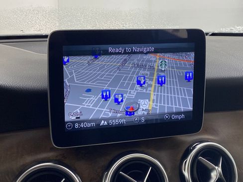 Used 2018 Mercedes-Benz GLA 250 image 23