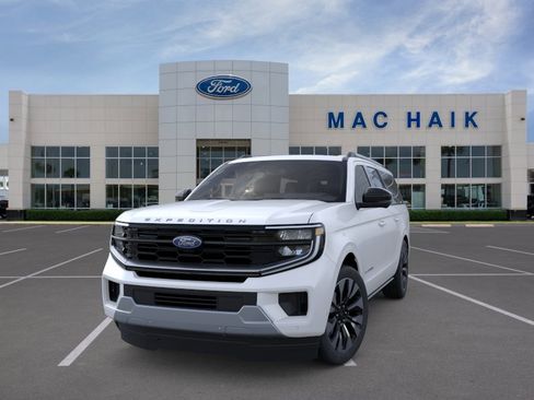 New 2026 Ford Expedition Max Platinum AWD/4WD image 2