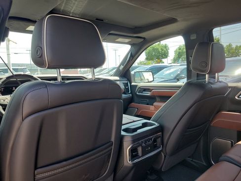 Used 2026 GMC Sierra 1500 Denali Ultimate AWD/4WD image 14