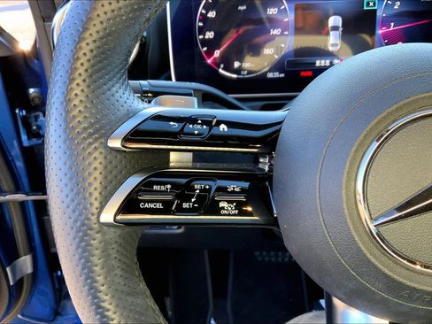 Used 2023 Mercedes-Benz C 300 Sedan image 23