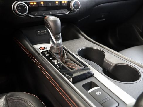 Used 2020 Nissan Altima 2.5 SR w/ Premium Package image 22