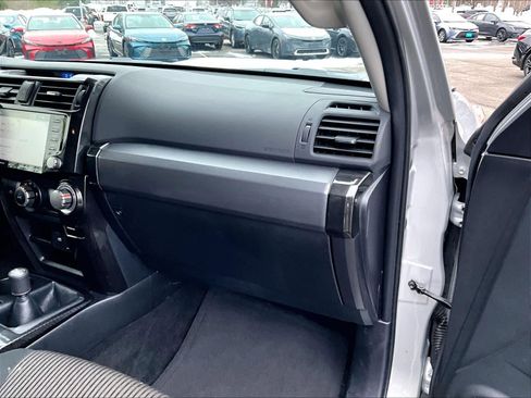 Used 2024 Toyota 4Runner TRD Off-Road image 13