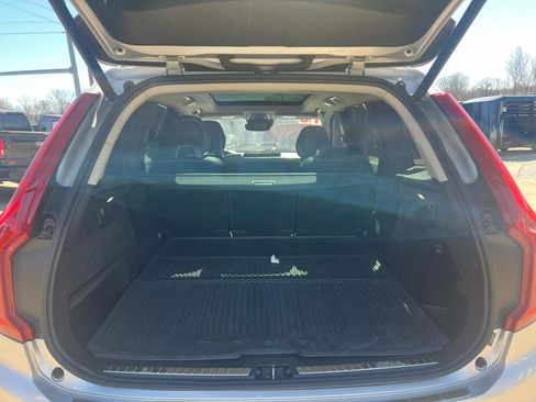 Used 2018 Volvo XC90 T5 Momentum w/ Convenience Package image 41