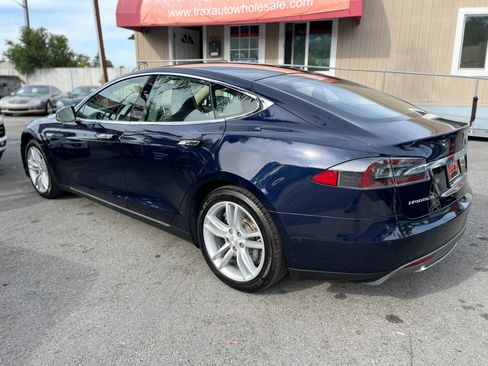 Used 2014 Tesla Model S P85 image 5