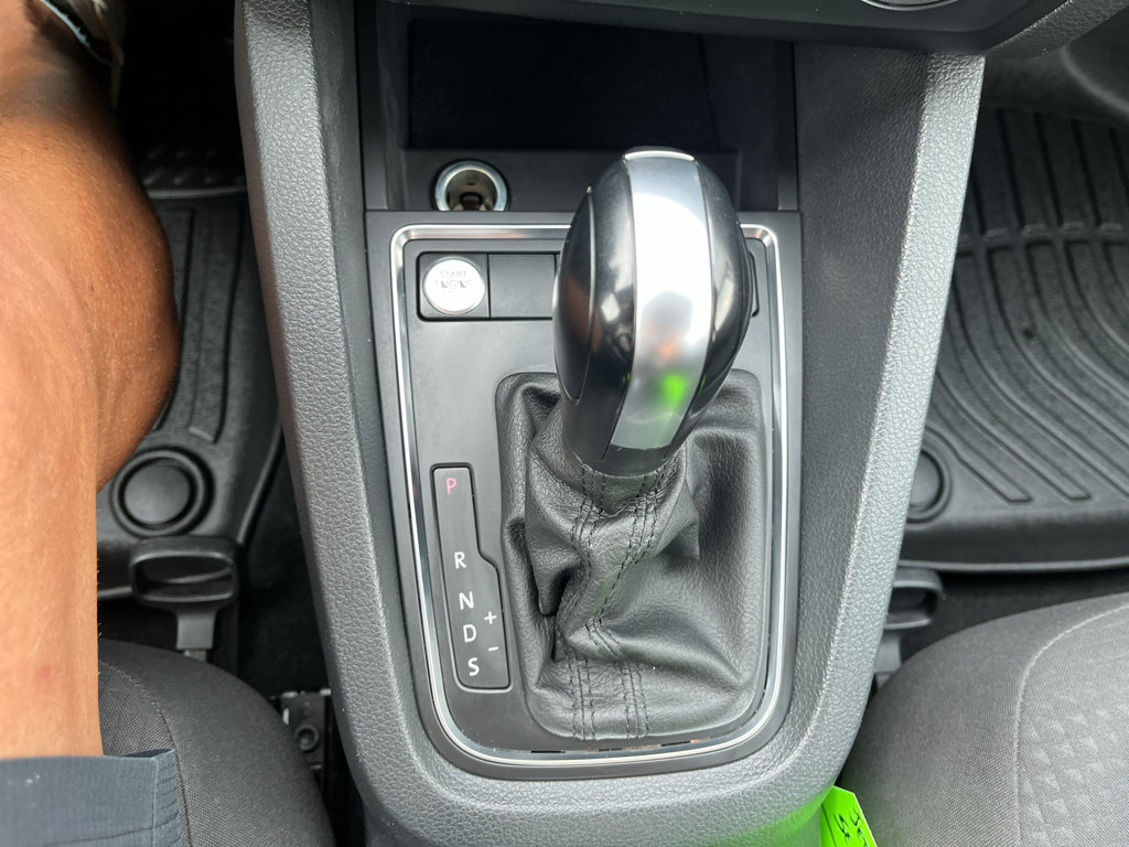 Used 2015 Volkswagen Jetta SE FWD image 22