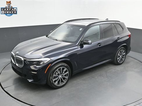 Used 2022 BMW X5 xDrive40i w/ M Sport Package AWD/4WD image 34