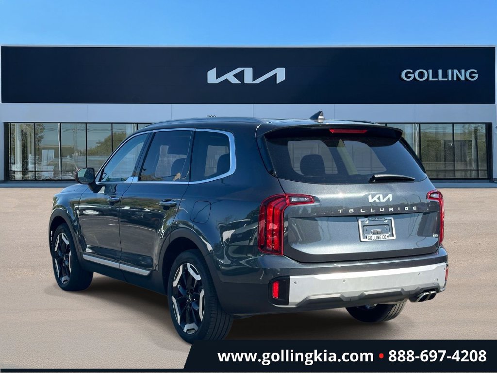 Certified 2024 Kia Telluride S w/ S Sunroof Package AWD/4WD image 4