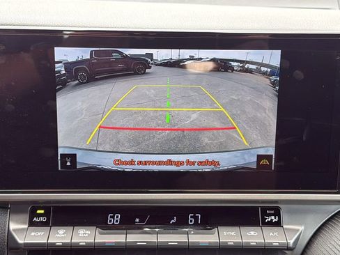 Used 2025 Toyota Camry SE w/ Multimedia Upgrade Package image 24