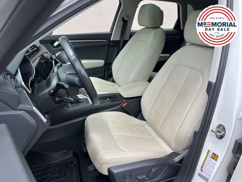 Used 2020 Audi Q3 2.0T Premium Plus w/ Premium Plus Package AWD/4WD image 11