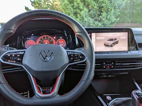 Used 2024 Volkswagen GTI Autobahn image 24