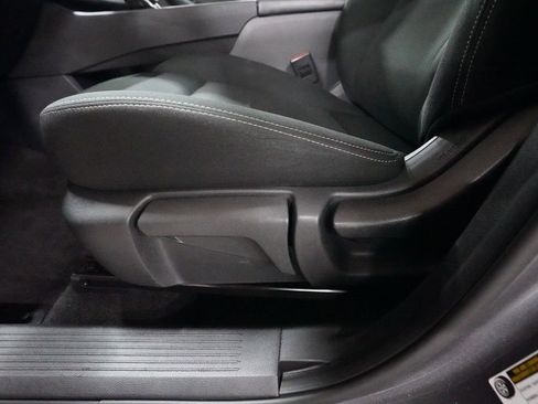 Used 2024 Nissan Rogue S FWD image 28