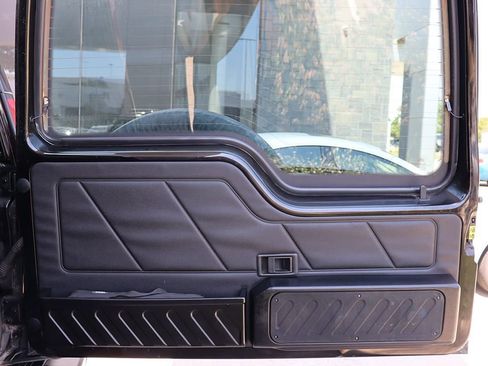 Used 2004 Land Rover Discovery SE image 37