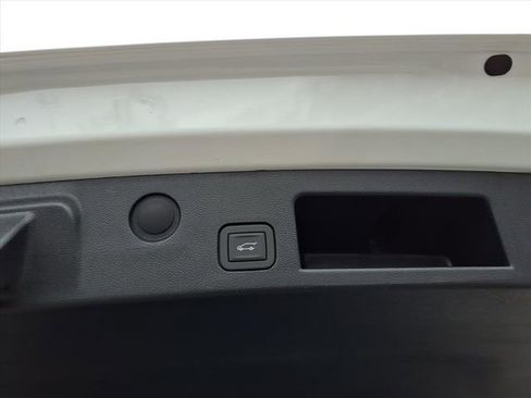 New 2026 GMC Terrain AT4 w/ Technology Package II image 21