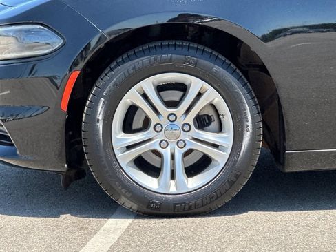 Used 2022 Dodge Charger SXT RWD image 30