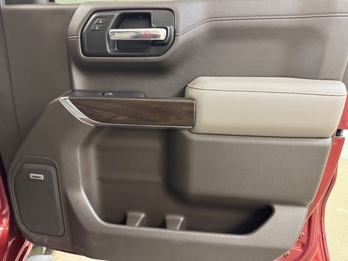 Used 2019 GMC Sierra 1500 SLT w/ SLT Premium Plus Package image 27