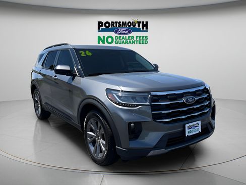 Used 2026 Ford Explorer Active w/ Active Comfort Package AWD/4WD image 1