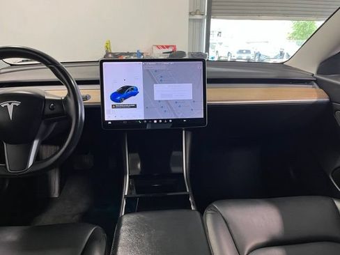 Used 2019 Tesla Model 3 Standard Range Plus RWD image 20