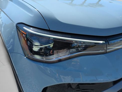 New 2026 Volkswagen Taos SEL image 17