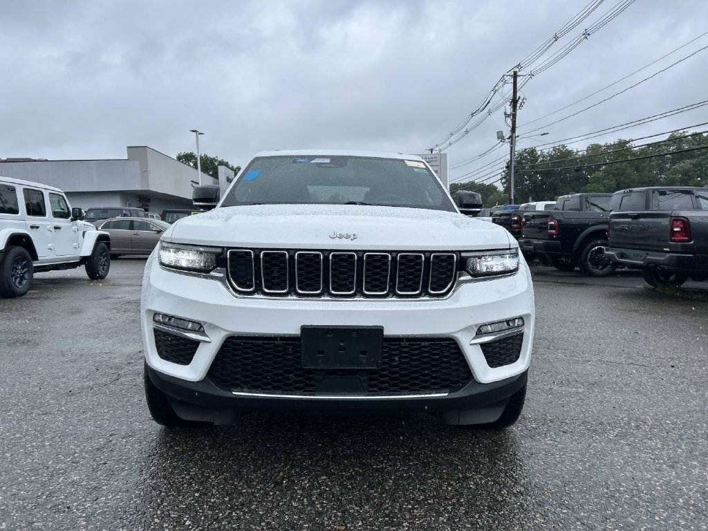 Certified 2024 Jeep Grand Cherokee Limited AWD/4WD image 8