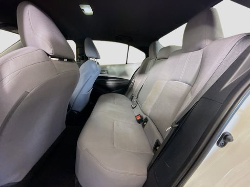 Used 2021 Toyota Corolla SE image 24