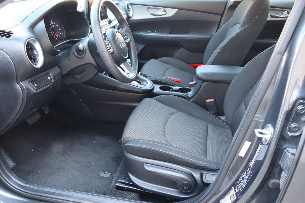Used 2024 Kia Forte LXS FWD image 15