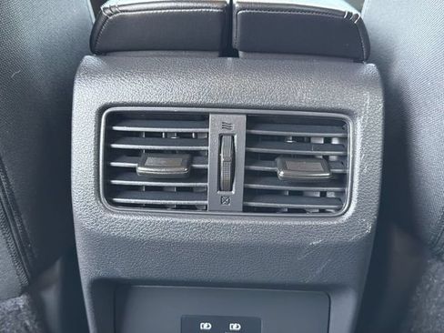 Used 2023 Nissan Rogue SV FWD image 25