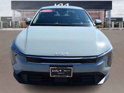 New 2026 Kia K4 LXS FWD image 9