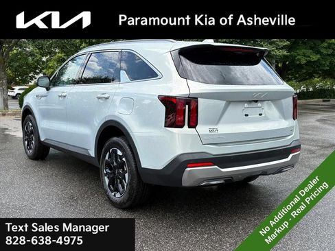 New 2026 Kia Sorento S AWD/4WD image 4