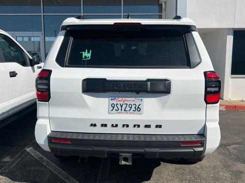 Used 2025 Toyota 4Runner SR5 image 5