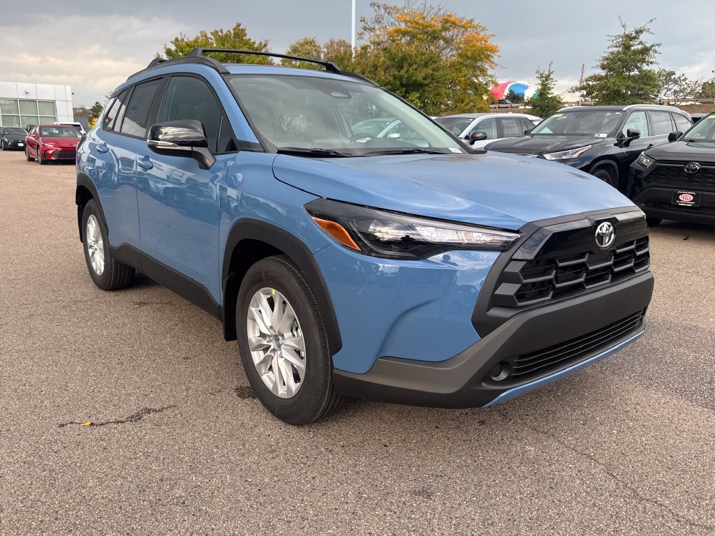 New 2026 Toyota Corolla Cross LE w/ Moonroof Package AWD/4WD image 9
