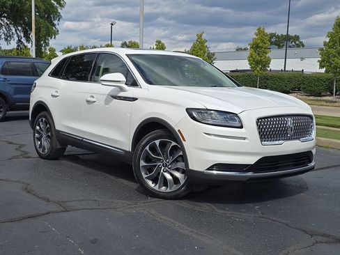 Used 2023 Lincoln Nautilus Reserve AWD/4WD image 1