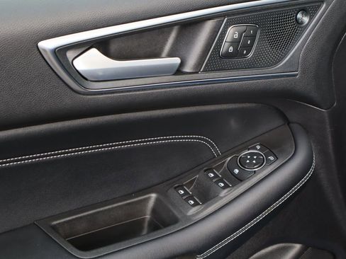 Used 2021 Ford Edge Titanium w/ Equipment Group 301A image 18