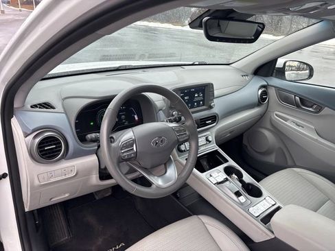 Used 2021 Hyundai Kona Limited image 39