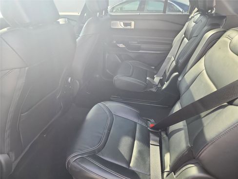 Used 2023 Ford Explorer ST w/ Equipment Group 401A image 17