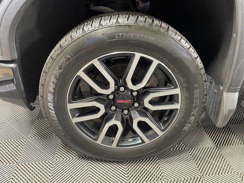 Used 2022 GMC Sierra 1500 AT4 w/ AT4 Preferred Package image 11