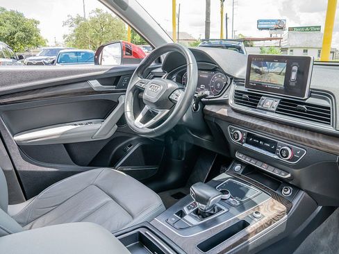Used 2018 Audi Q5 Prestige w/ Prestige Package AWD/4WD image 20