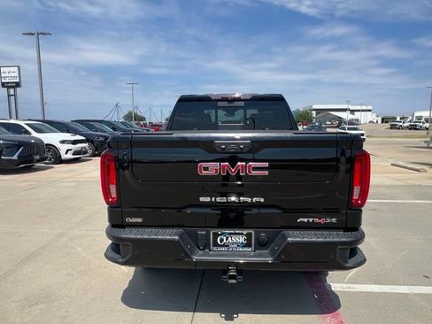 Used 2024 GMC Sierra 1500 AT4X AWD/4WD image 8