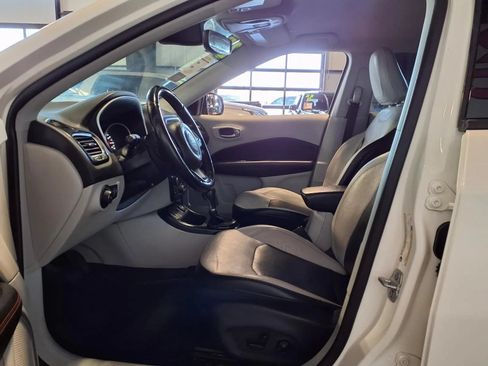 Used 2020 Jeep Compass Limited FWD image 17