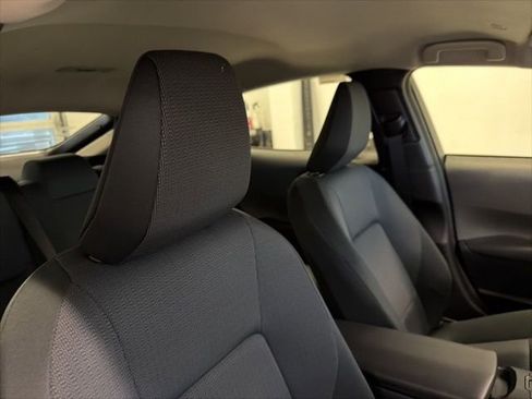 New 2026 Toyota Prius LE image 19