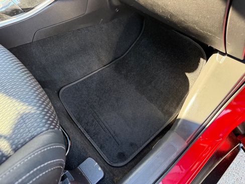 Used 2018 Mitsubishi Outlander ES image 21