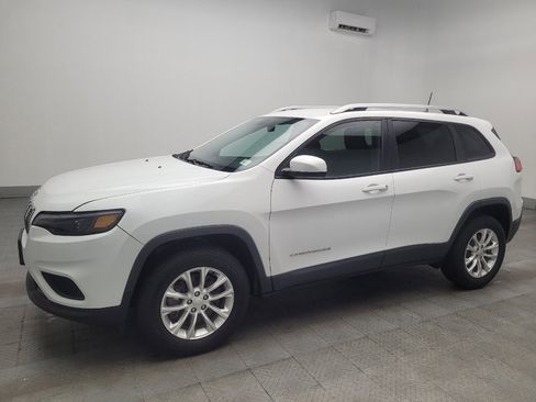 Used 2020 Jeep Cherokee Latitude w/ Cold Weather Group image 2