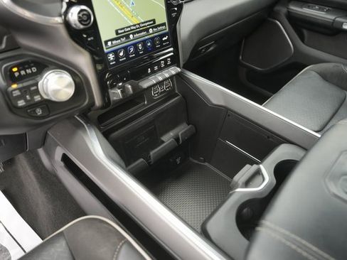 Used 2020 RAM 1500 Laramie image 28
