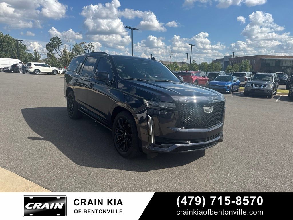 Used 2023 Cadillac Escalade Sport Platinum w/ LPO, ONYX Package AWD/4WD image 13
