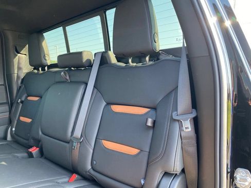 Used 2026 GMC Sierra 2500 AT4 w/ AT4 Premium Plus Package AWD/4WD image 29