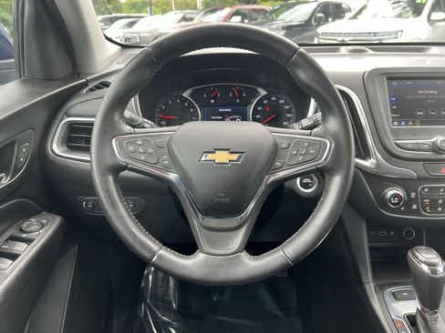 Used 2021 Chevrolet Equinox LT AWD/4WD image 16